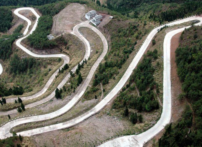 盘点中国最弯最密的盘山公路（组图）