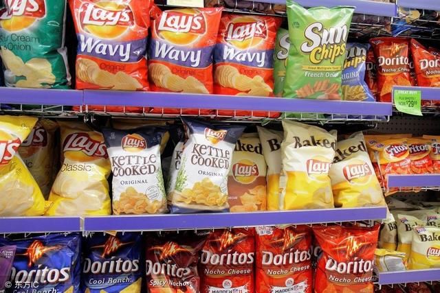 京东配送员每人有零食补贴，福利堪比公司白领