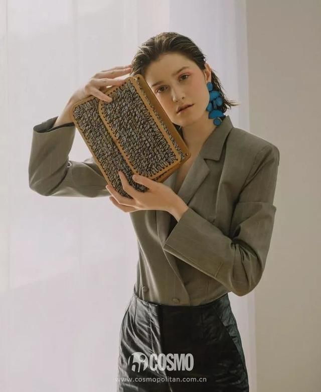 张梓琳的托特包只要三位数？我下单了