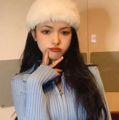 『牢记』女生洗头时牢记这3件事,头发散发时才会更清香,自带“香水味”