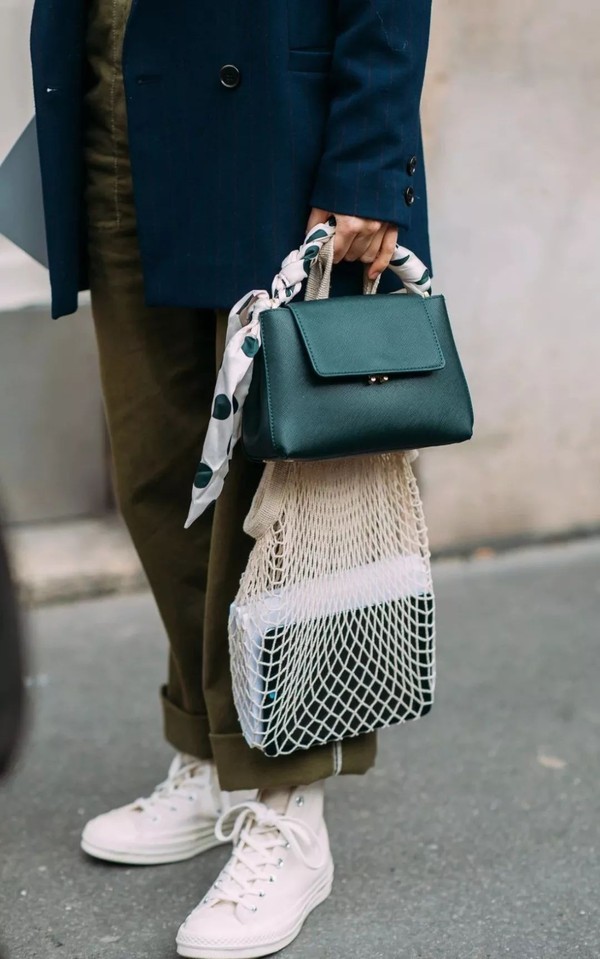 不能当首饰的腰带不是好丝巾