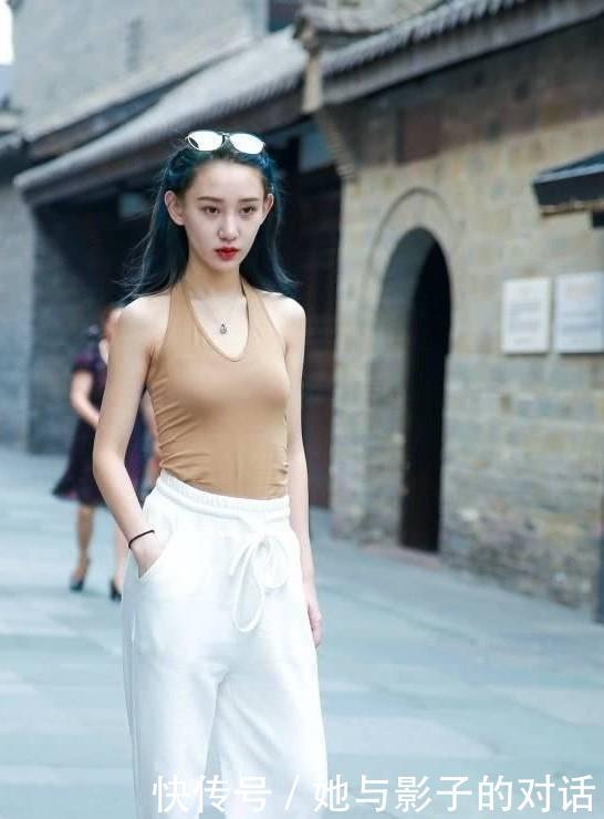 不期而遇■街拍美女所有美好的不期而遇,都在路上!
