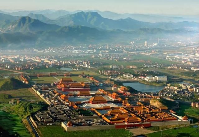 中国门票最贵的10大景区, 你感觉哪个最值得去