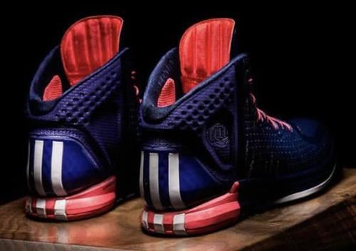  #优缺点#Adidas D Rose 4，一款优缺点都非常明显的经典签名鞋