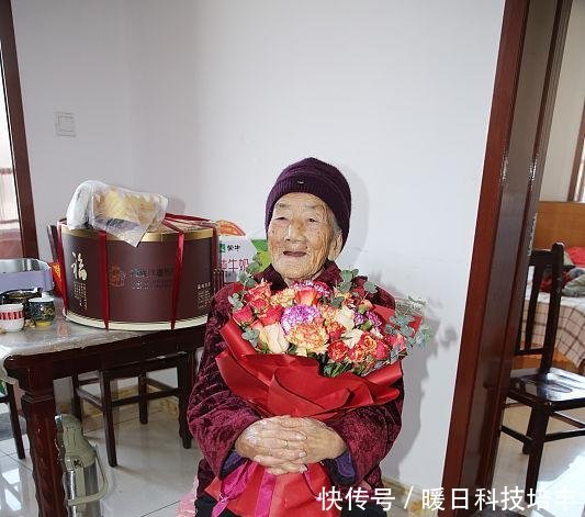 好消息，养老金将全面补发，退休老老人享清福