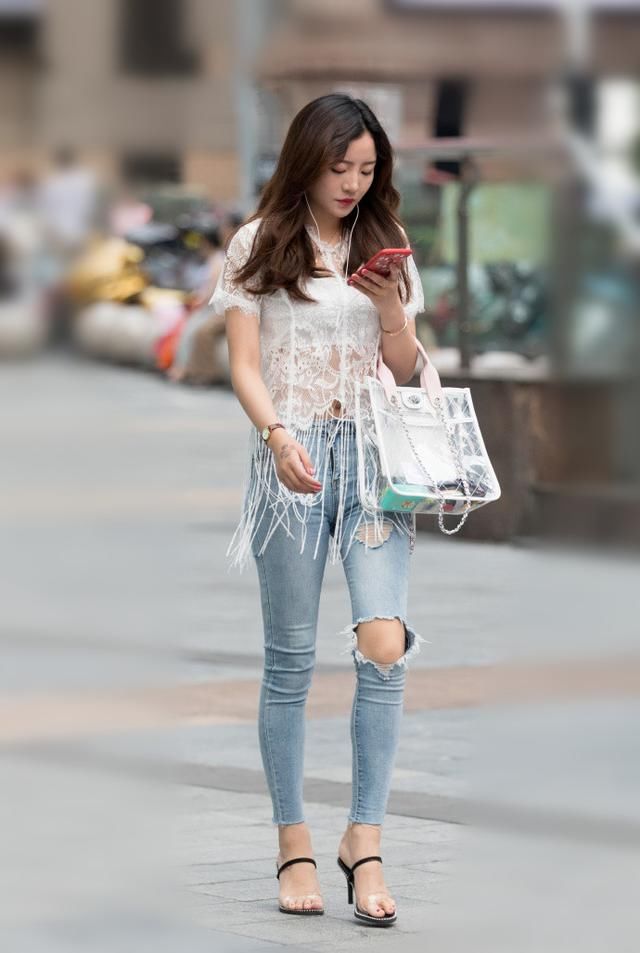 街拍，六款时尚的穿搭充满了美感，让你与众不同!