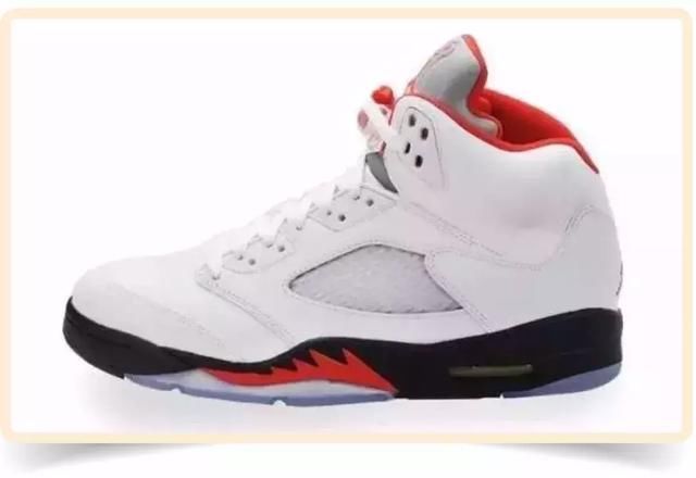 姑娘们，踩我可以，但不能踩我的球鞋