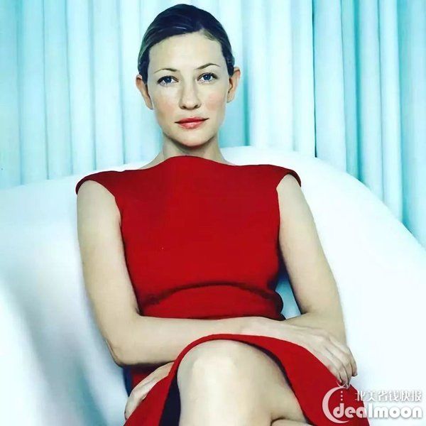 深扒 | 抢在断货前，赶紧把梅根出访澳新的每一件都买了!