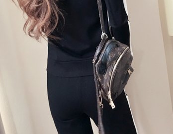 立秋过后，打底裤扔了吧!建议试试下面8款卫衣，适合五六十女人