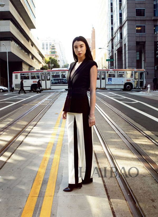 轻熟女穿搭典范!Lily Kwong街拍私照合辑