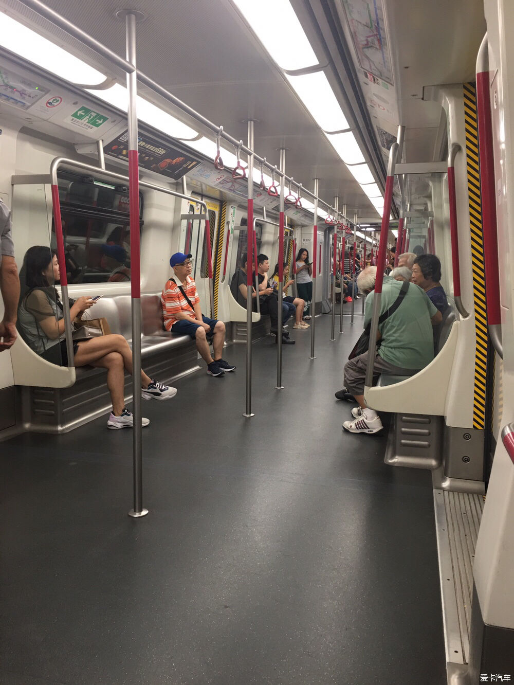 一个香港普通家庭的一天