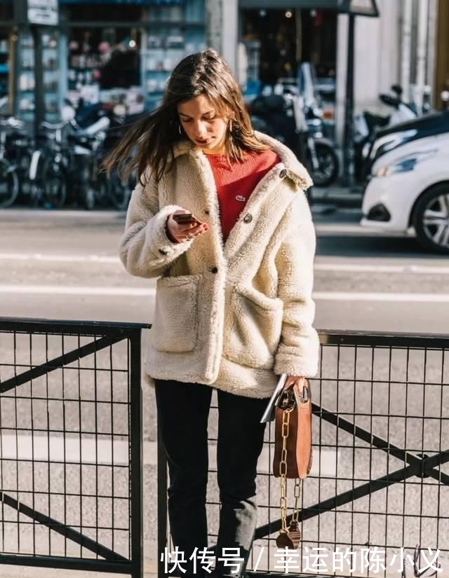 「显瘦」比大衣温暖、比羽绒服显瘦,今年最流行的外套是这件!