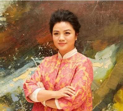 坑了汪涵800万的她，疑涉嫌诈骗被抓，网友：她广州还有12套房子