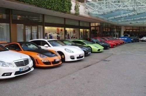 世界第一富的国家，迪拜都甘拜下风，旅游发达一瓶矿泉水90元