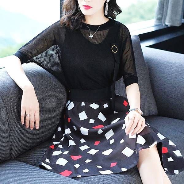 这裙子虽贵了点，但真的很美，媳妇买了2件回来穿，连背影都美爆