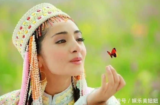 与蝴蝶起舞的7位古装美人,刘诗诗唯美浪漫,杨