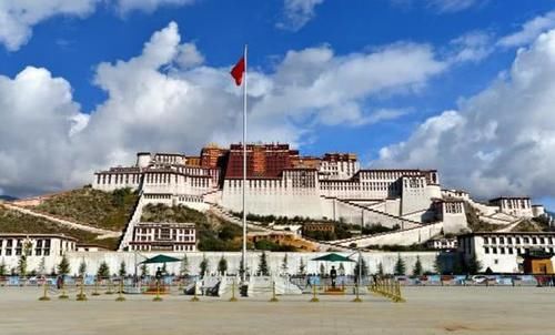  [拉萨]拉萨城里为什么没有高楼？为何没有一个建筑物能高过布达