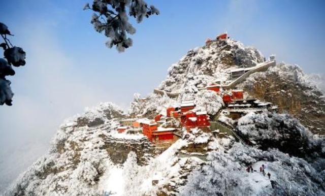 好“贵”的山，刚上山就花了500元，这代价一般人承受不起