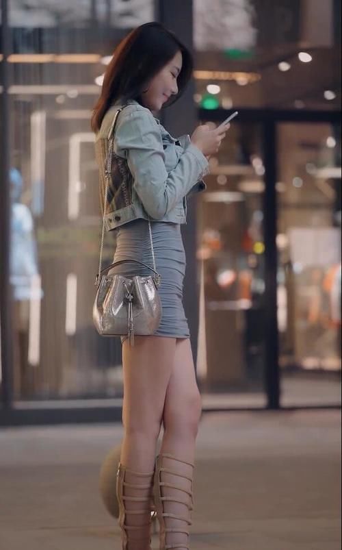  小姐姐■清新干净的小姐姐，看到造型，才懂什么叫媚而不俗