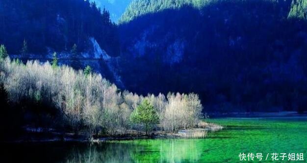  #中国西部地区#中国西部地区人口达到1572.8万的特大城市