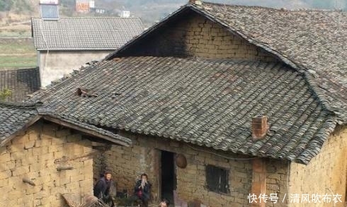 2019年国家针对宅基地翻盖新房现象出手了，广大农民朋友留心了！