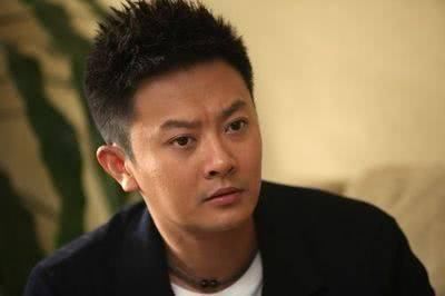 感同身受!张卫健被造谣后,印小天罕见公开力挺,插刀教害惨了他