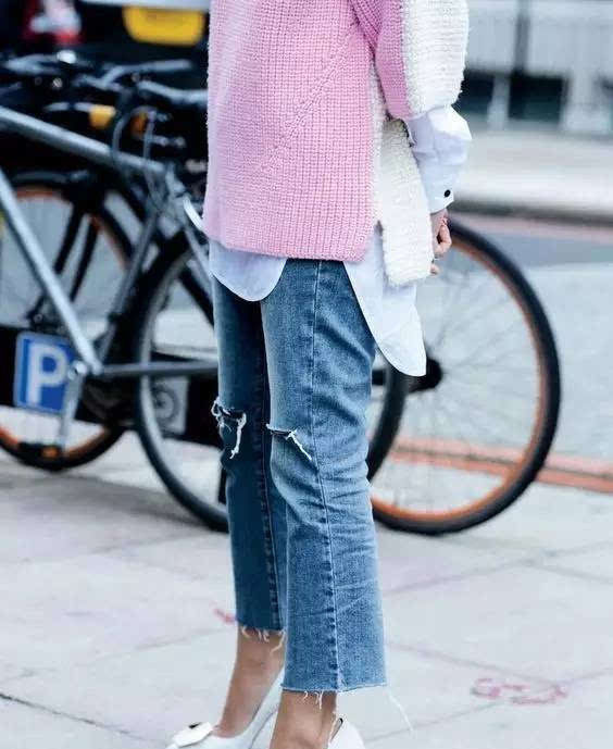 「显腿长」喇叭牛仔裤怎么穿都不过时,显瘦又百搭,轻松穿出大长腿!
