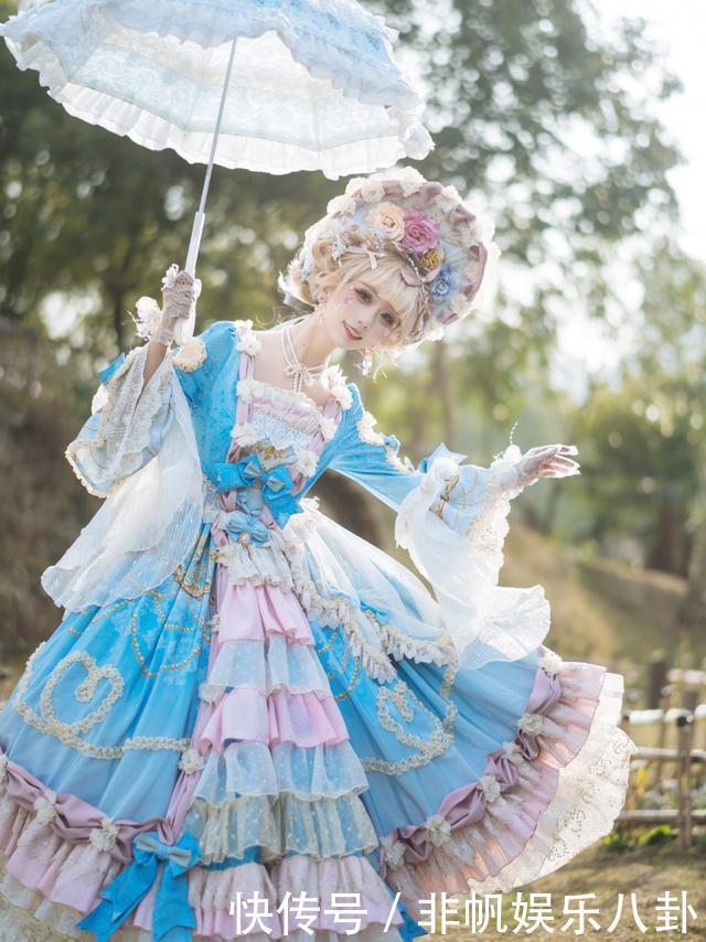 『小裙子』本以为普通洛丽塔够美了,直到看见“玛丽苏裙”,连直男也会心动