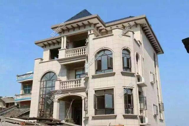 农村包工头不会告诉你，盖房建筑面积应该这样算，别再被坑了