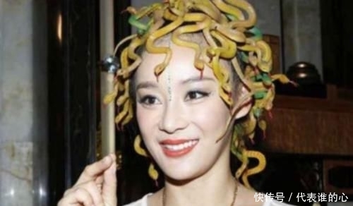 「张馨予」被造型“毁了”的明星,前三位没眼看,最后一个打扮成村姑!