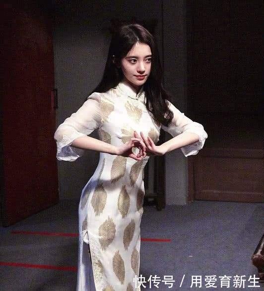  「选择」如何根据自己的身材选旗袍才不会一穿旗袍就变菜市场大妈！