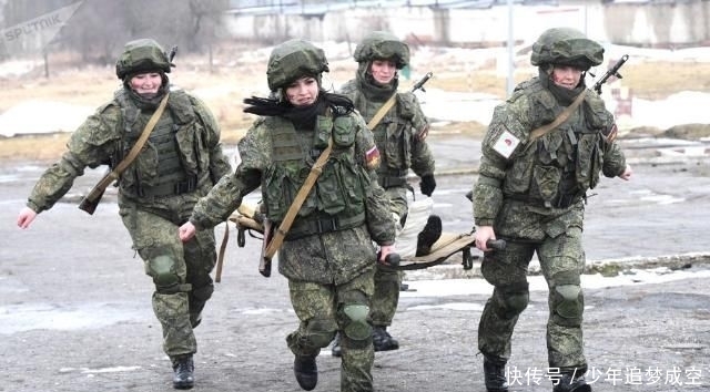  #比拼#俄导弹部队女兵选美大赛 比拼颜值和战斗力