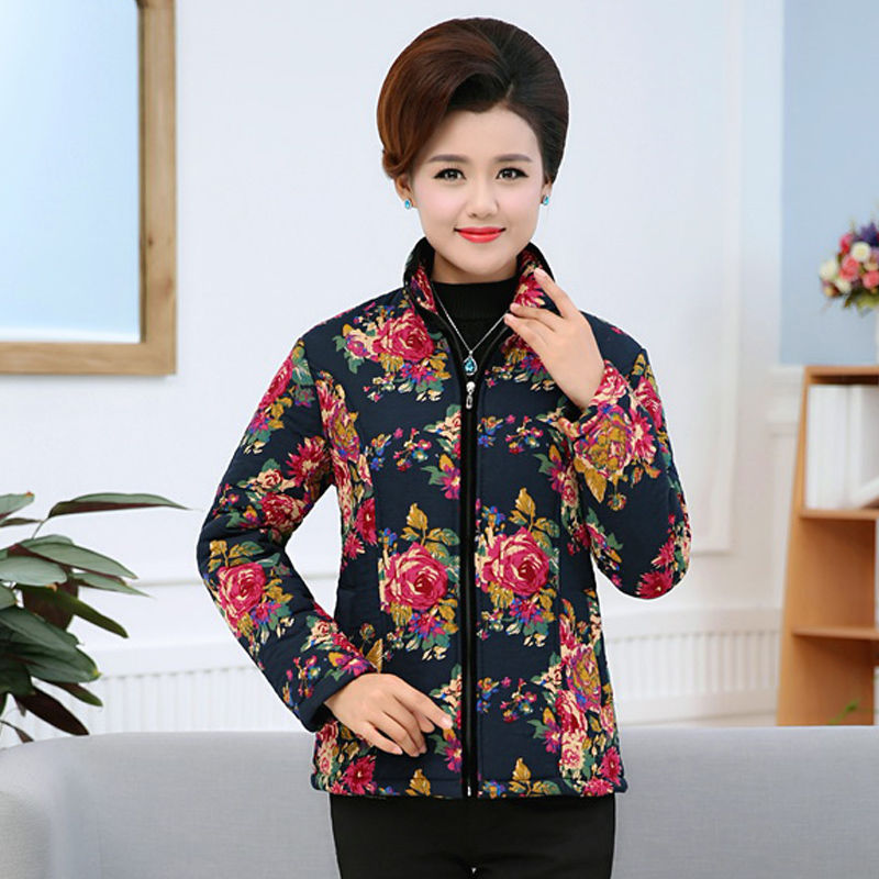 初秋季节别乱穿了，现在都流行“洋气衫”穿上显瘦又减龄呢