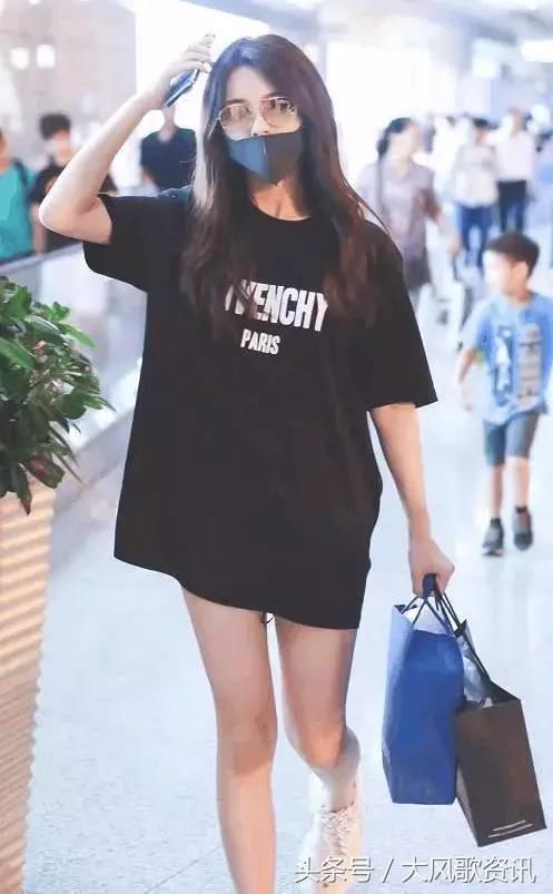 有种短裤叫做杨超越的短裤：安全裤永远露在外面！为秀身材拼了