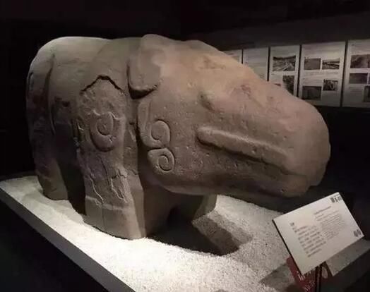 辟谣雷电高空劈人、镇水神兽掌控降雨……暴雨中的这些谣言别再转