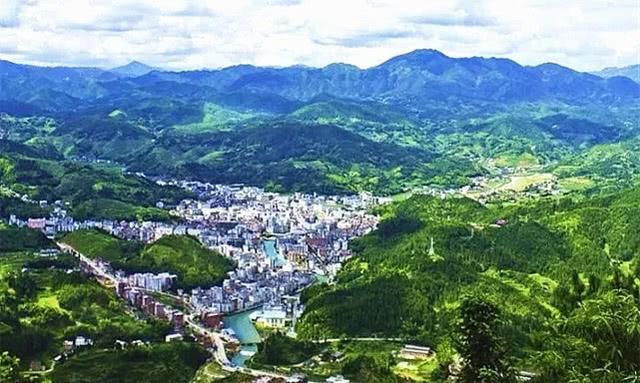 湖南最“憋屈”的县城，曾当了五年的省会，如今才正式脱贫！