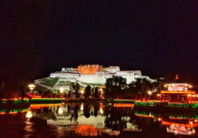 四个花季少女，自驾牧马人远赴西藏，只为那一场圆梦之旅!