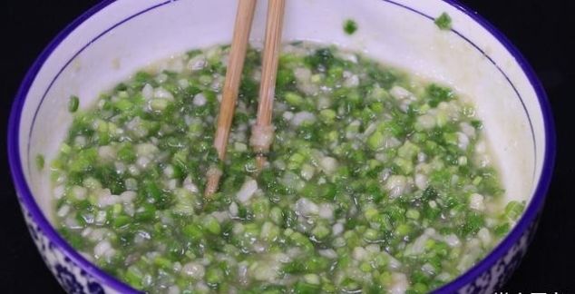  咬一口：宅在家教你做葱油饼, 咬一口酥掉渣, 我家三天两头吃