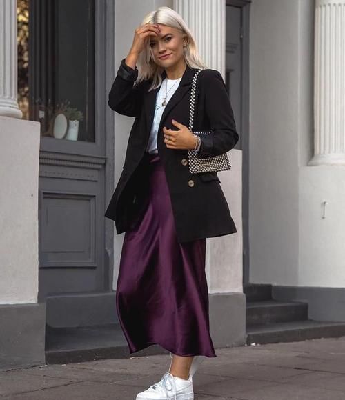  气质■裙子下面别搭高跟鞋，学学时尚达人的“娘MAN风格”，时髦显气质