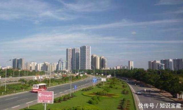  「看起来」越南两座大城市，看起来很发达，城建放在国内是什么
