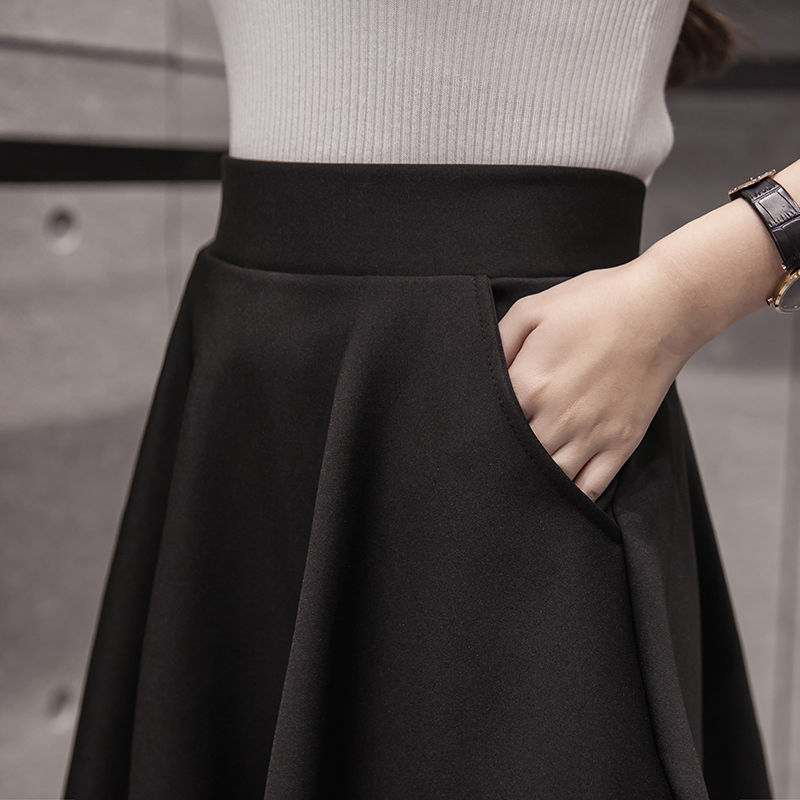 女人千万别穿平角裤，防走光超短裙裤超流行，蹲起自如不尴尬