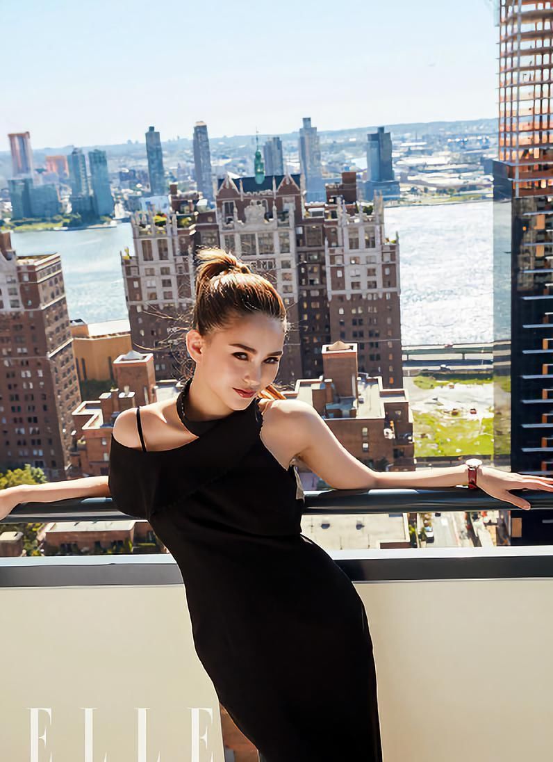 昆凌周杰伦17岁交往22岁结婚，难怪25岁生日还这么甜蜜