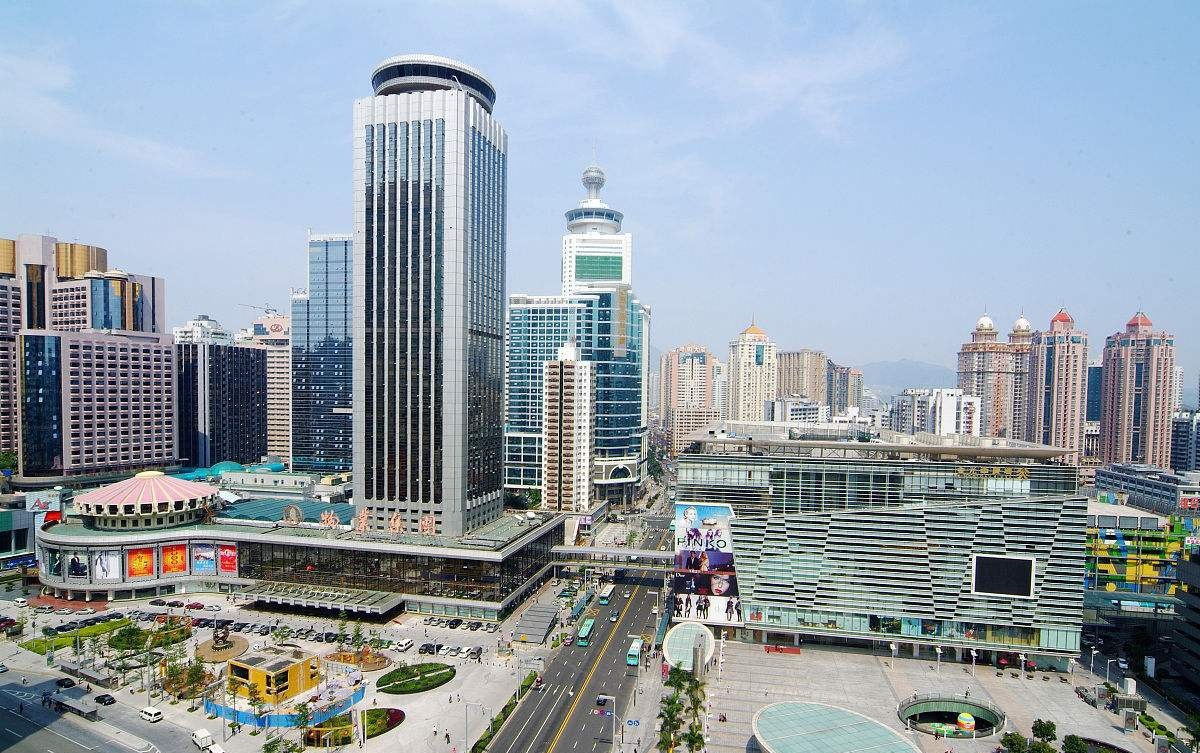 未来的全球标杆城市：两国举国模仿均未成功，未来或将替代香港