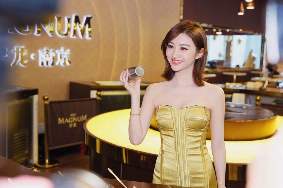 景甜美图集锦八月十三日第一波，时尚气质，迷人风采