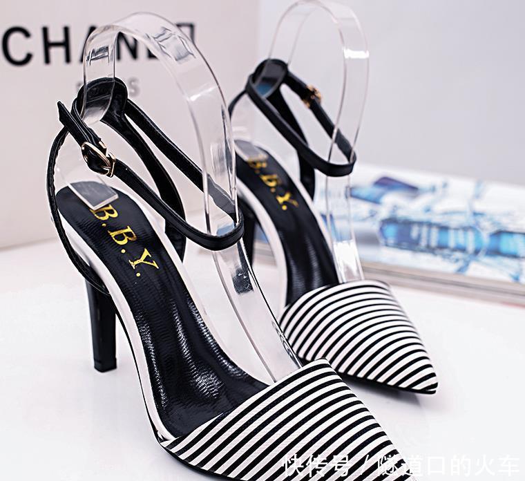 女人如果经济条件允许，建议穿这几款高跟鞋，显高不止十公分！