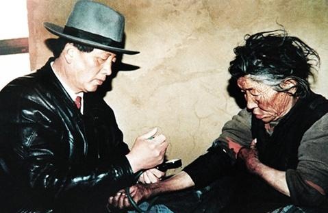 “改革先锋”孔繁森：孔子74代孙，享年50岁！子女后代今何在？