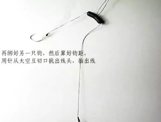  [子线缠绕]钓鱼时双钩老是打结怎么办？简单！这种操作3年内不打结