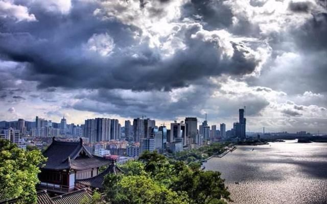  gdp|江苏最亲近南京的城市，曾做过江苏的省会，你知道是哪吗