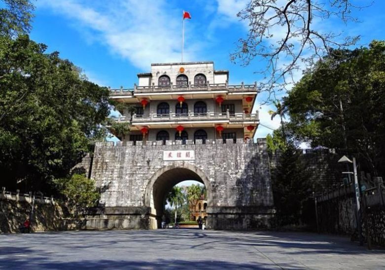  #凭祥#广西最大的边境口岸城市，与越南谅山省山水相连，你来过