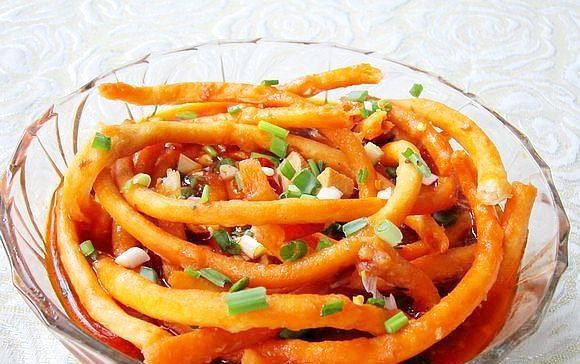 「很美」它是天然“黄体酮”,隔三差五吃一次,皮肤紧致,素颜都很美